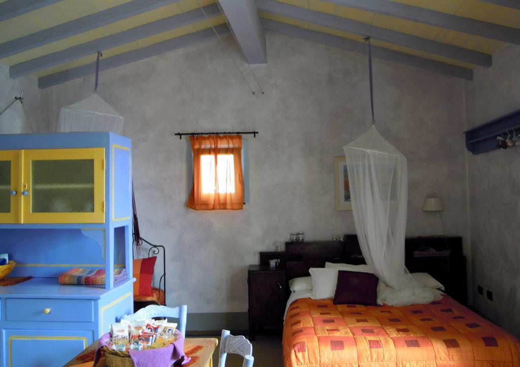 Ferienwohnung I Freschi San Bartolomeo Al Mare Exterior foto